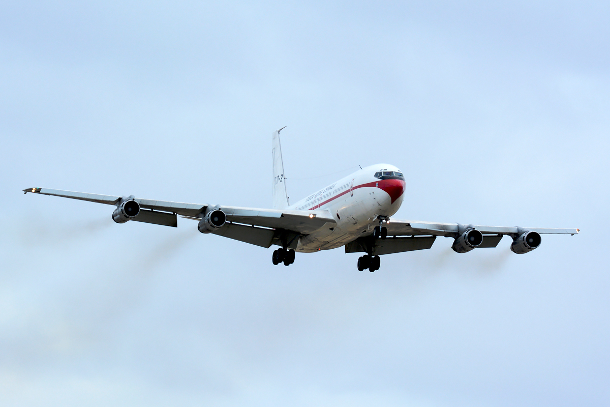 T.17-3 (21367) 1977 Boeing 707-368C KC