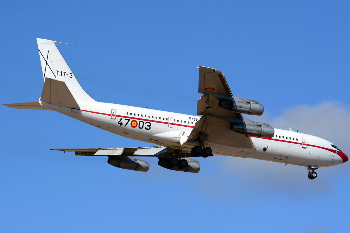 T.17-3 · Boeing 707-368C(KC) · (LPA / GCLP)