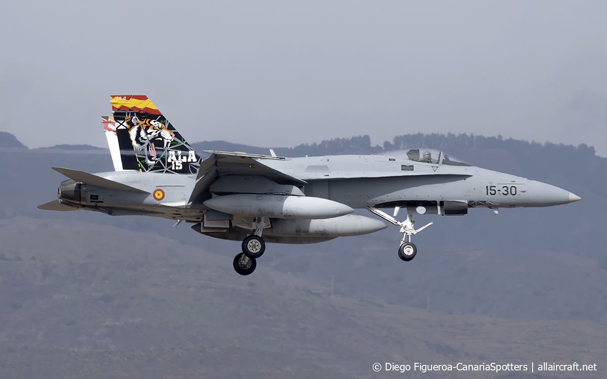 CE.15-10 · McDonnell Douglas EF-18BM Hornet · (LPA / GCLP)