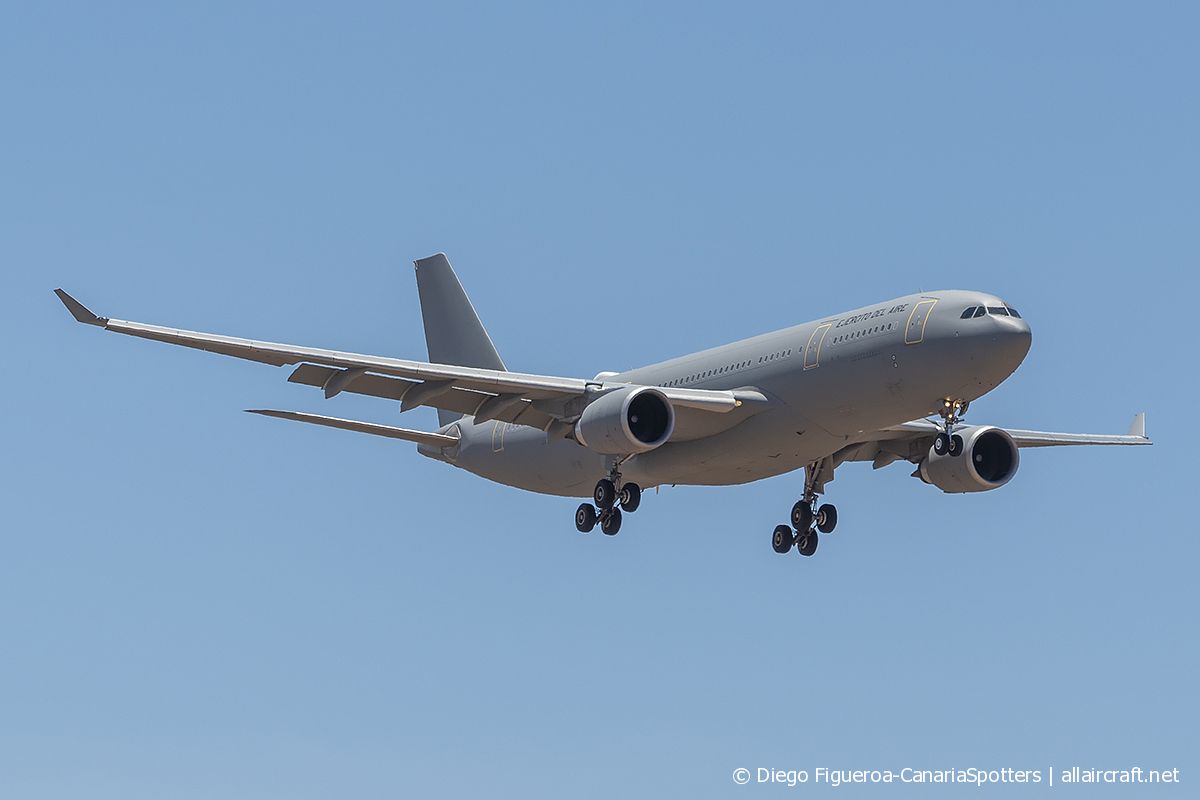 T.24-01 (1694) 2015 Airbus A330-202