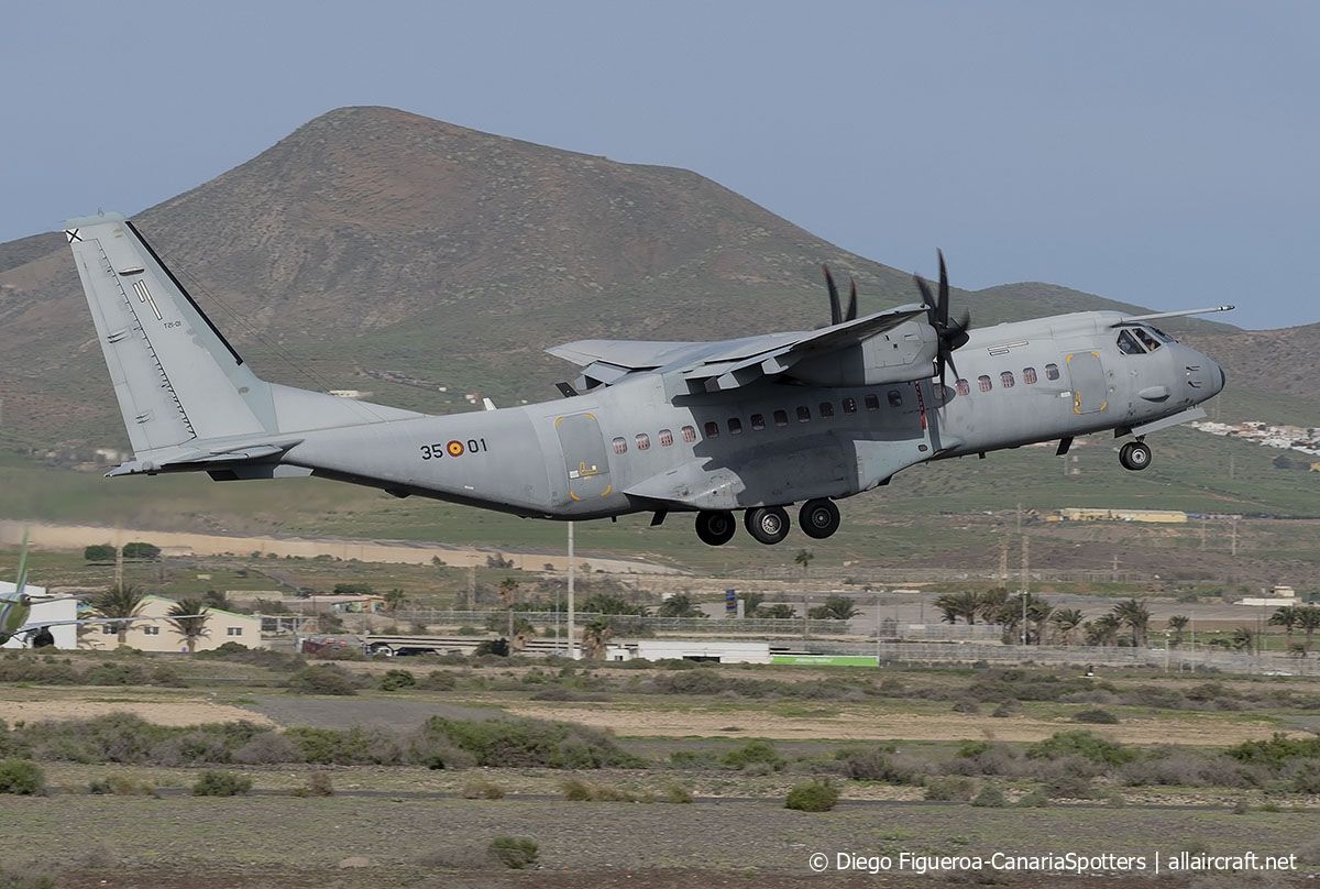 T.21-01 (EA03-02-002) CASA C-295M