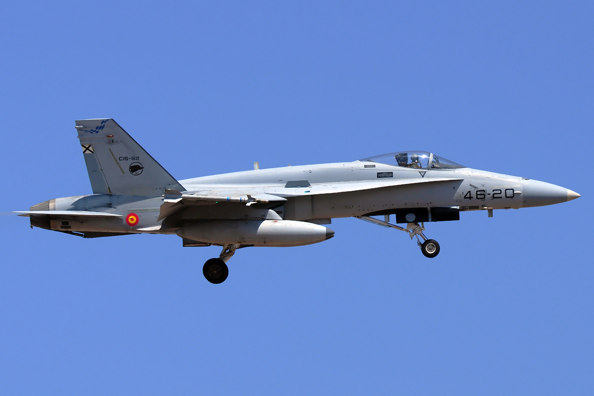 C.15-92 (0139/A105) McDonnell Douglas F/A-18A+ Hornet