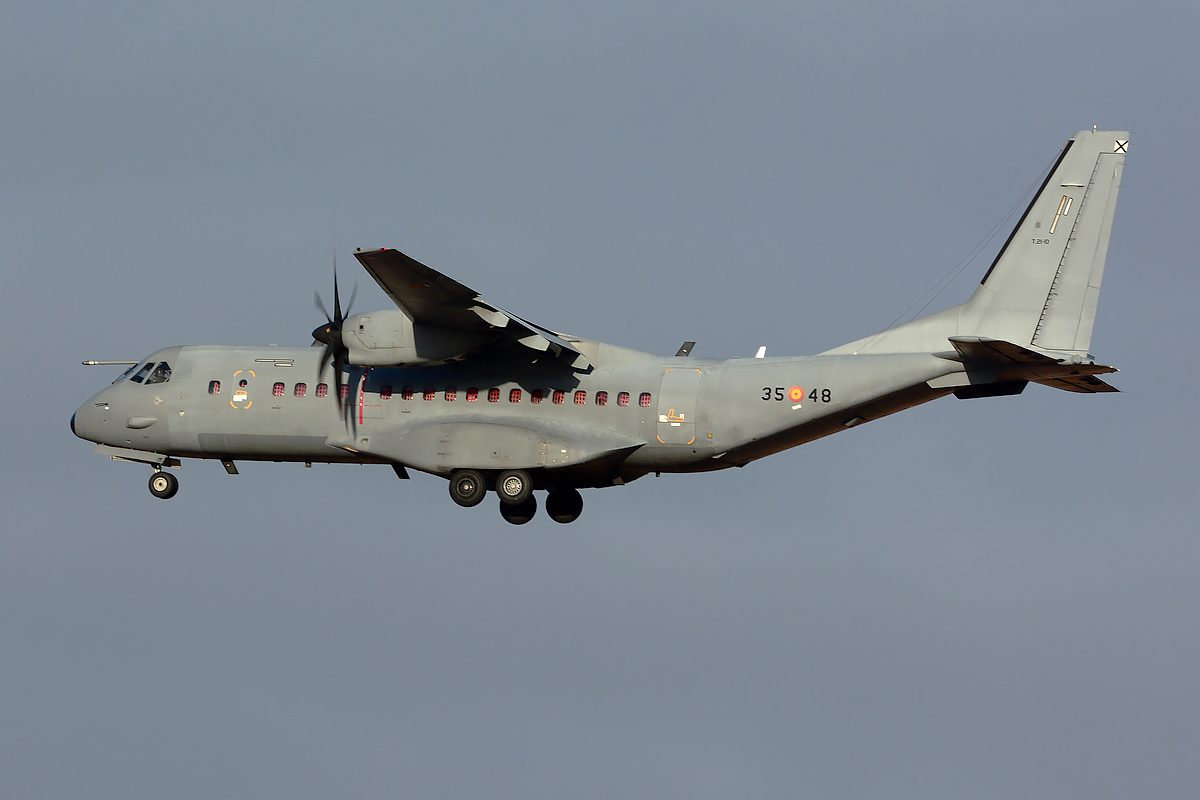 T.21-10 / 35-48  2006 CASA C-295M