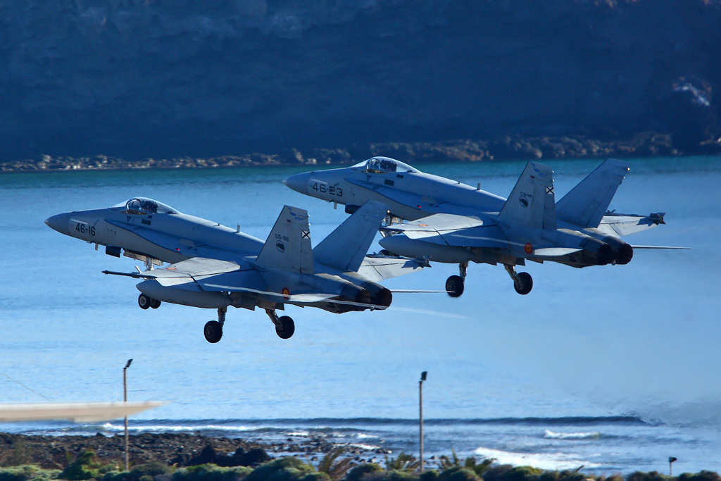 C.15-88 (0163/A125) McDonnell Douglas EF-18A Hornet