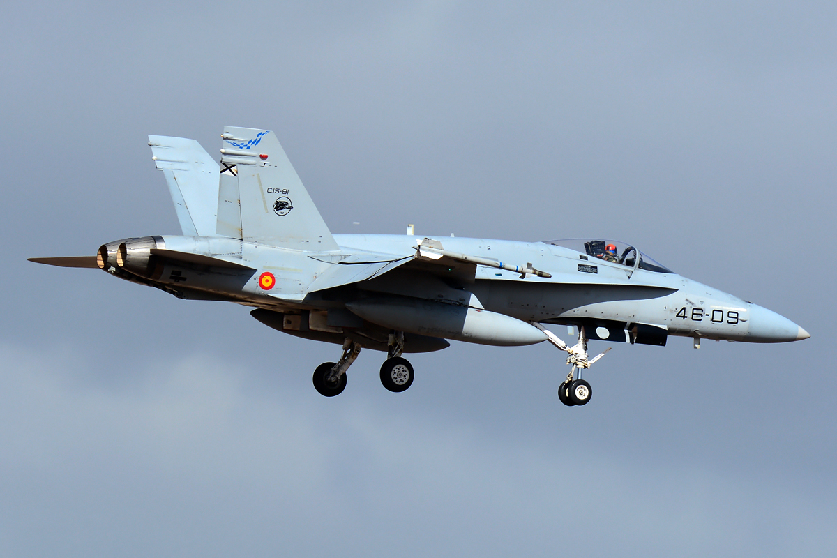 C.15-81 / 46-09 McDonnell Douglas EF-18A Hornet