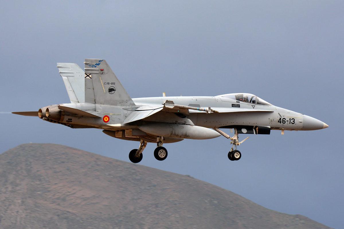 C.15-85 / 46-13 McDonnell Douglas EF-18A Hornet