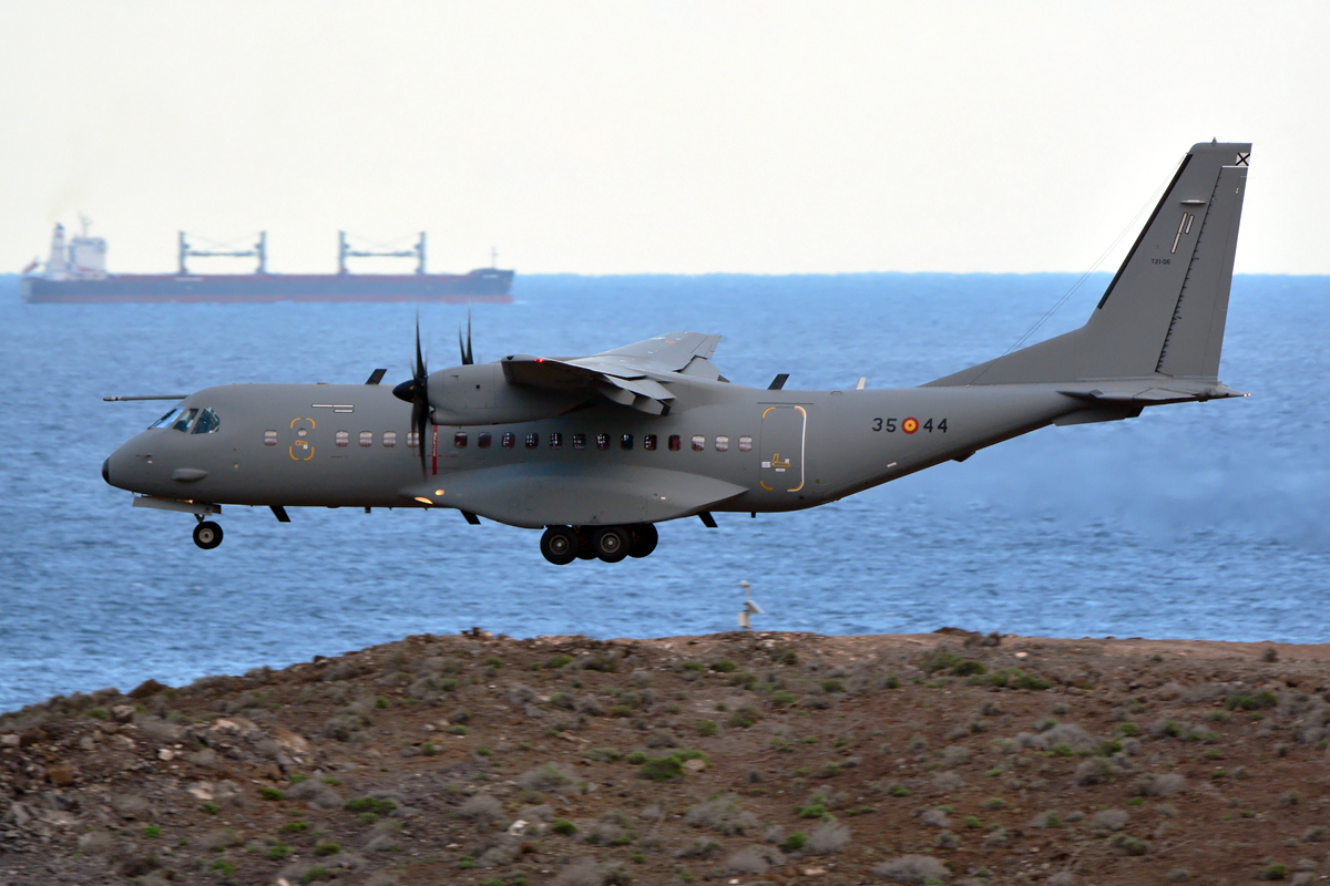 T.21-06 (EA03-06-008) CASA C-295M