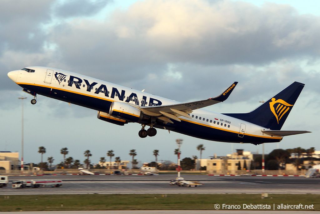 SP-RSU (44776) 2017 Boeing 737-8AS(WL)