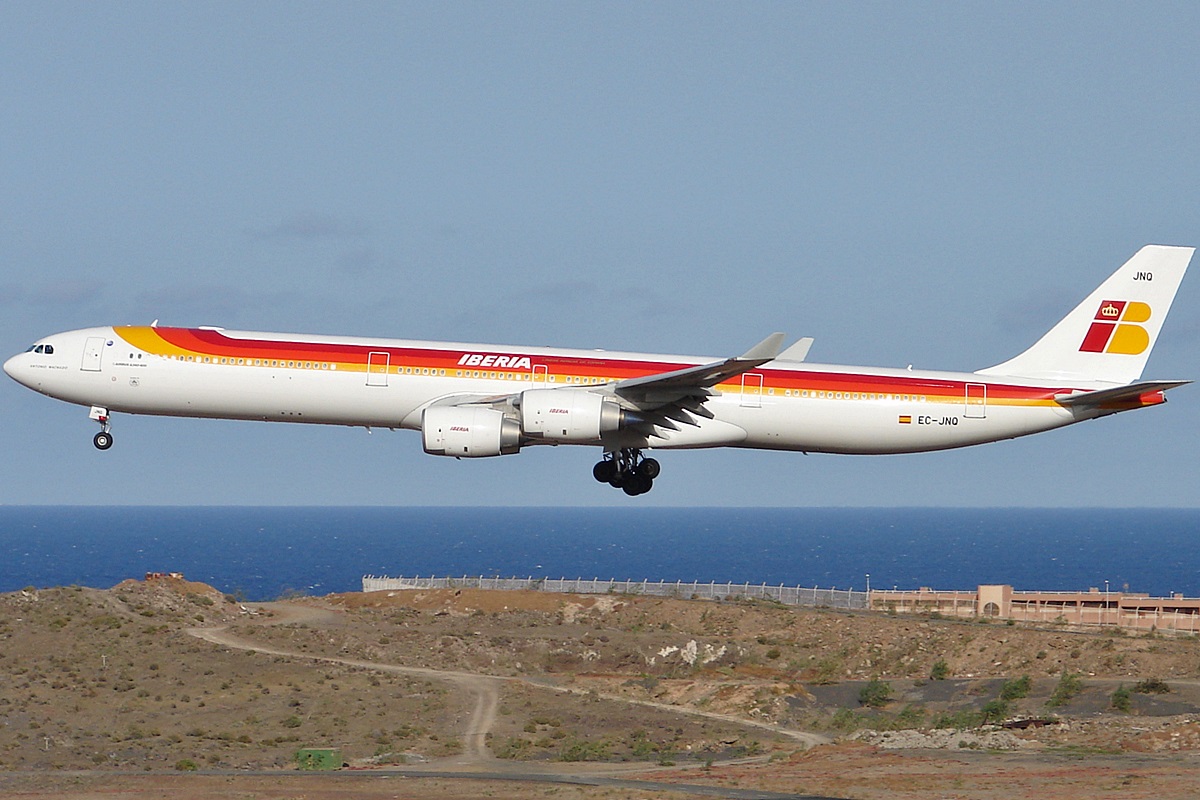 EC-JNQ (727) 2005 Airbus A340-642