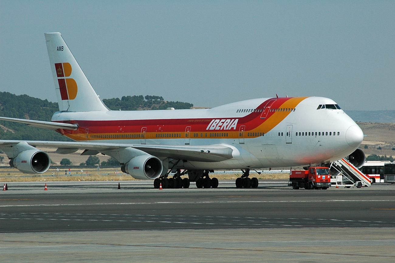TF-AMB (24065) 1989 Boeing 747-412