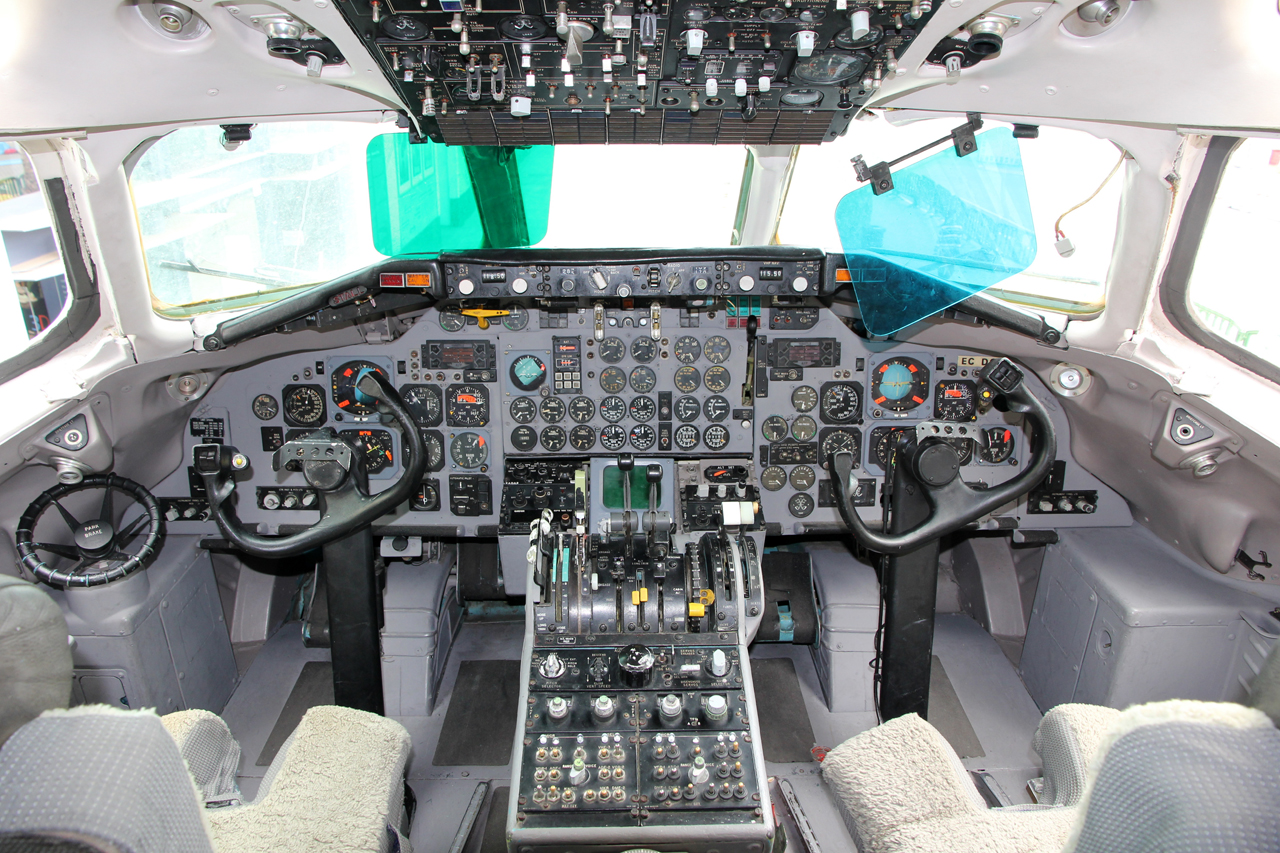 EC-DGB (48103) McDonnell Douglas DC-9-34