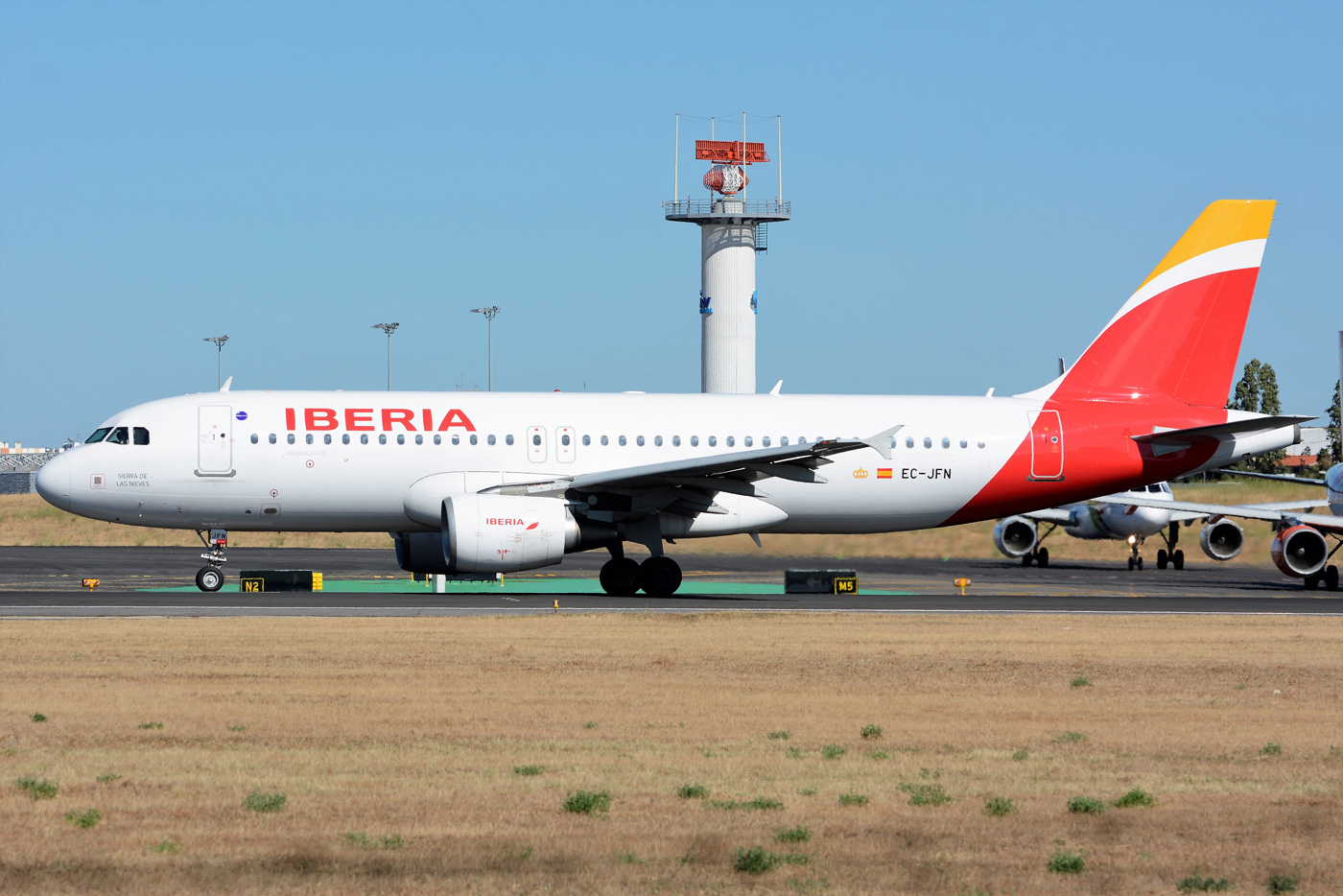 EC-JFN (2391) 2005 Airbus A320-214