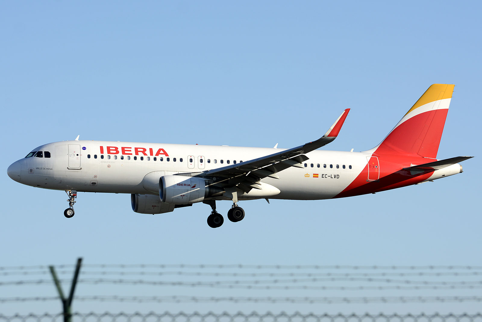 EC-LVD (5570) 2013 Airbus A320-216