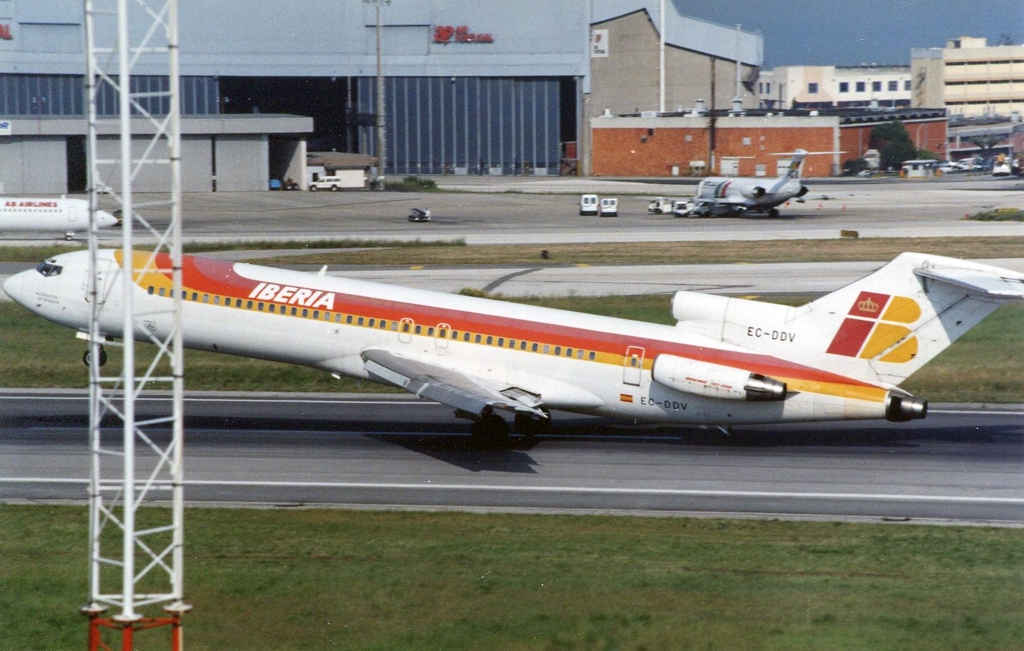 EC-DDV (21778) 1979 Boeing 727-256/Adv