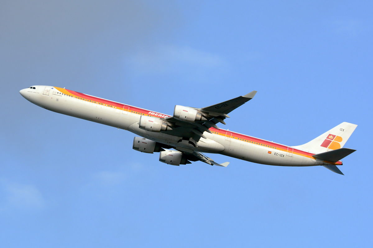 EC-IZX (601) 2004 Airbus A340-642