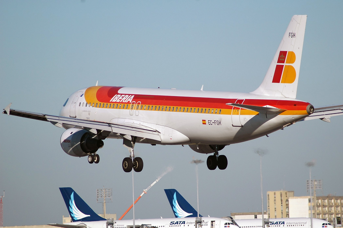 EC-FGH (223) 1991 Airbus A320-211