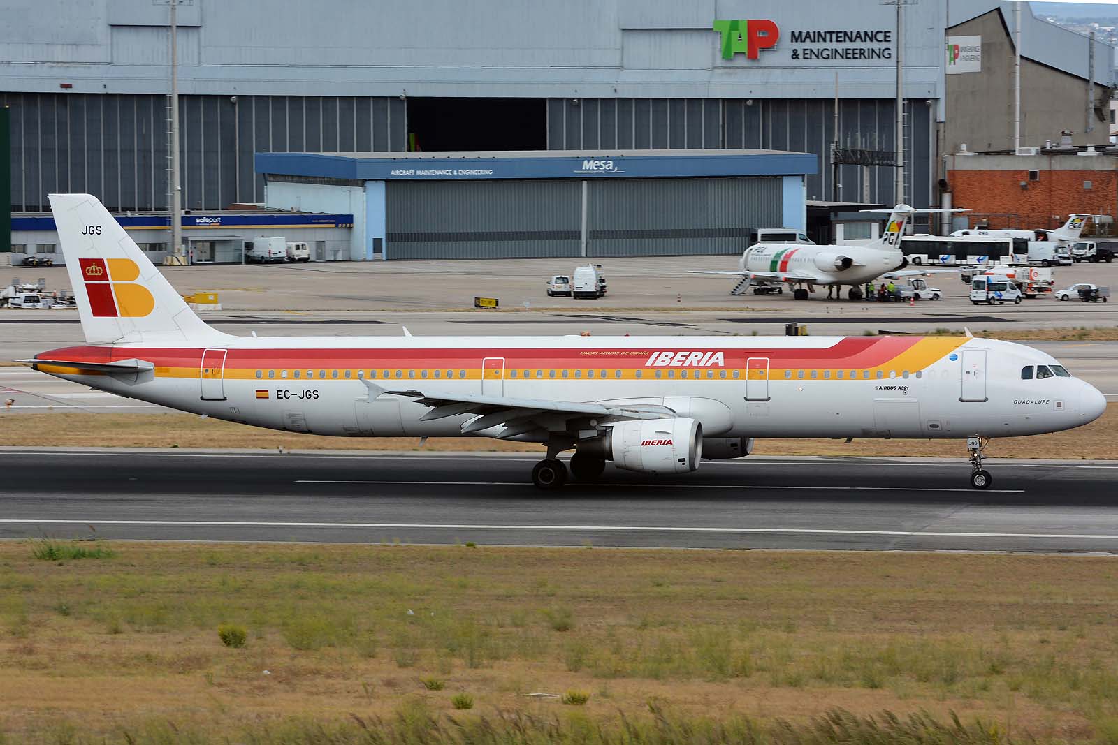 EC-JGS (2472) 2005 Airbus A321-211