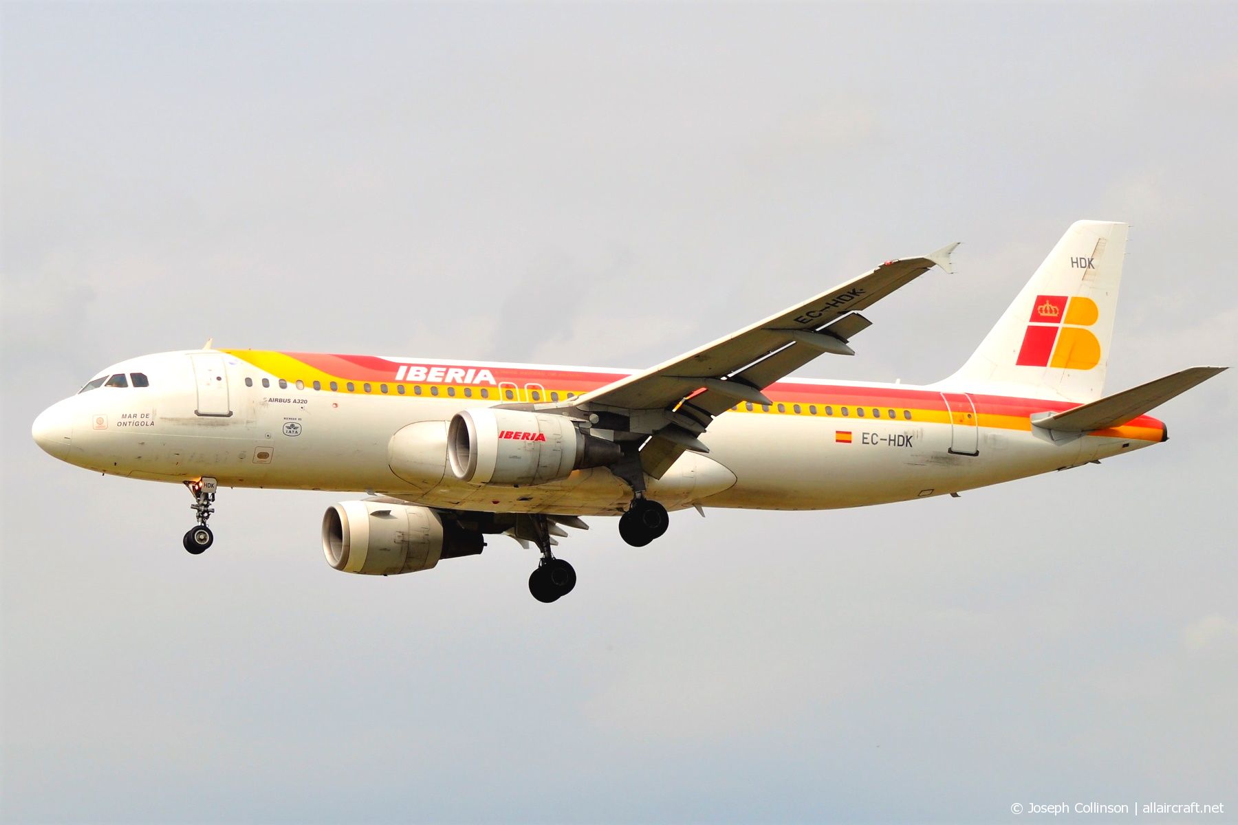 EC-HDK (1067) 1999 Airbus A320-214