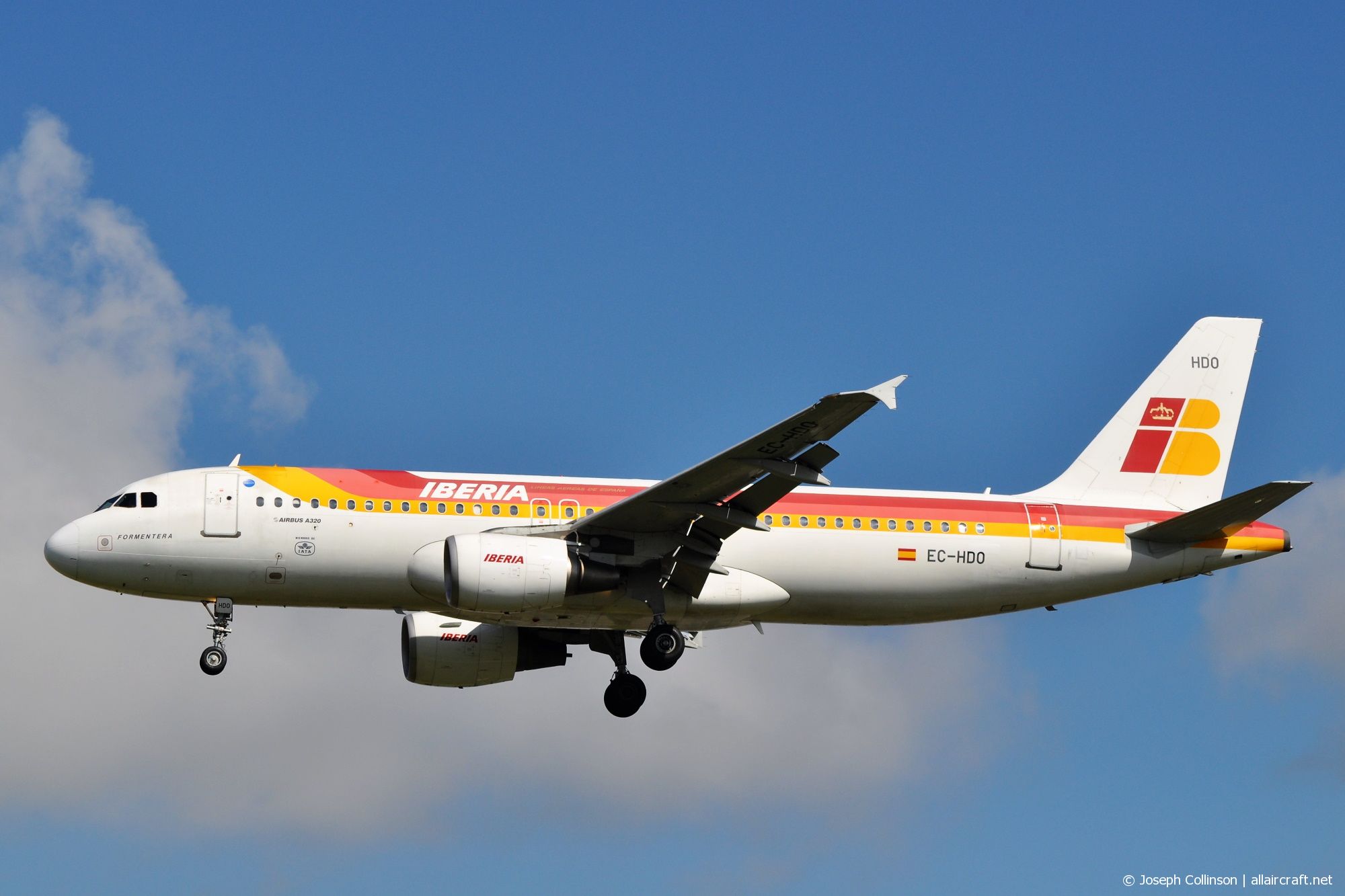 EC-HDO (1099) 1999 Airbus A320-214