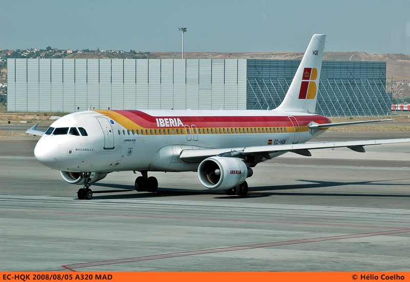 EC-HQK, (cn 1454), Airbus A320-214