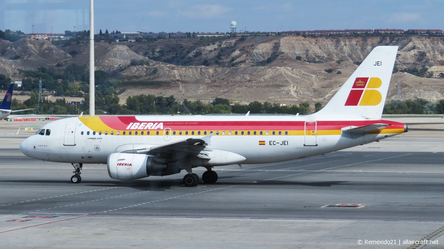 EC-JEI (2311) 2004 Airbus A319-111