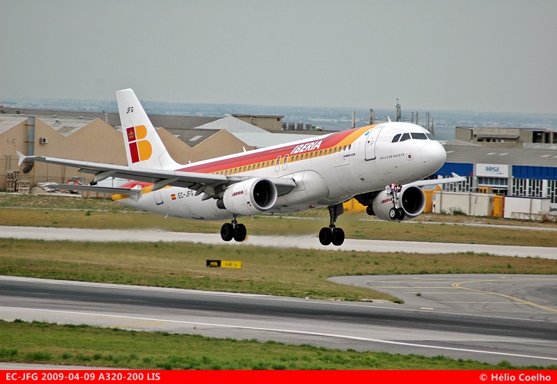 EC-JFG (2143) 2003 Airbus A320-214