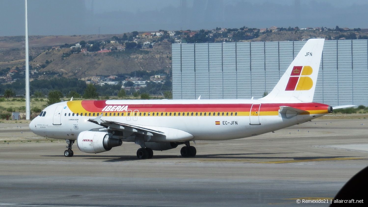 EC-JFN (2391) 2005 Airbus A320-214