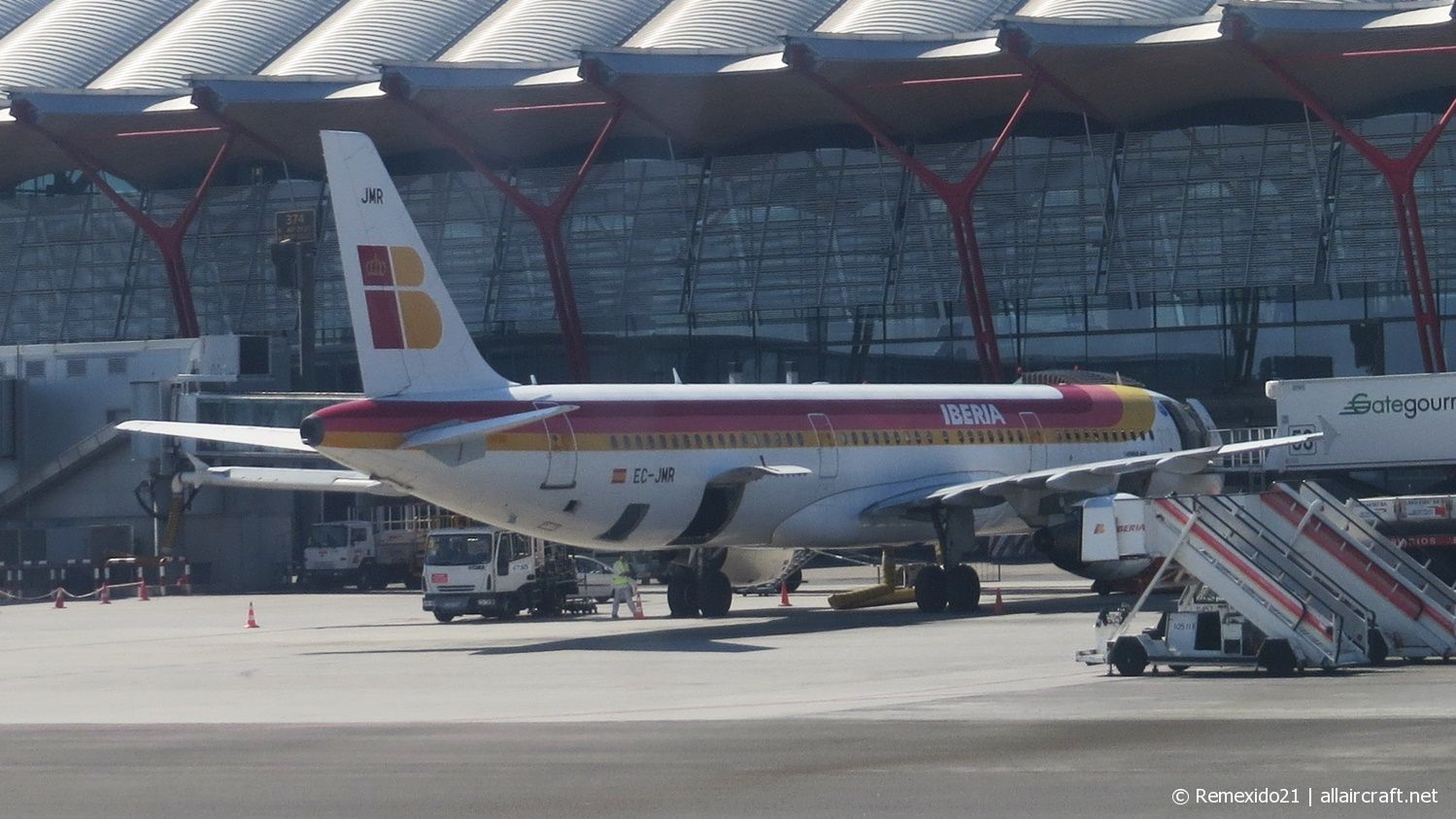 EC-JMR (2599) 2005 Airbus A321-211