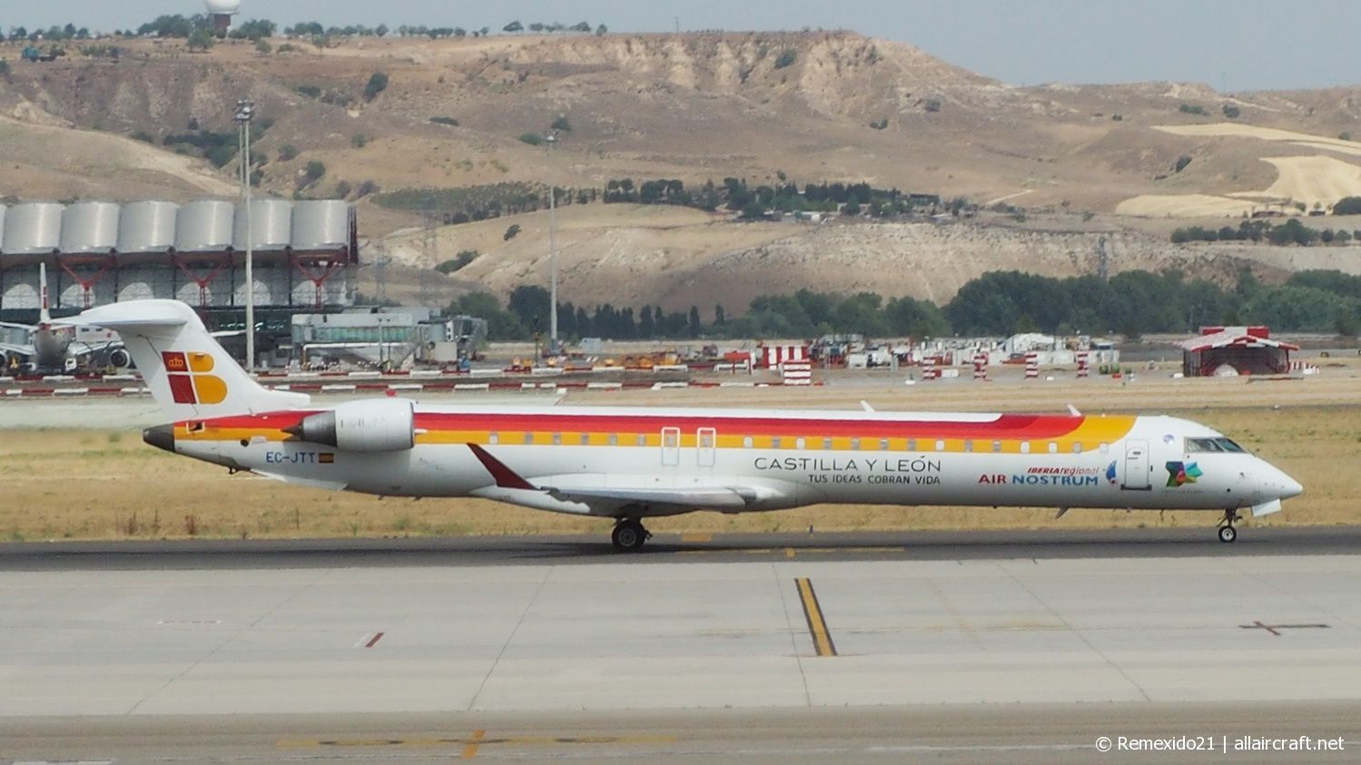 EC-JTT (cn 15074) Bombardier CRJ900ER
