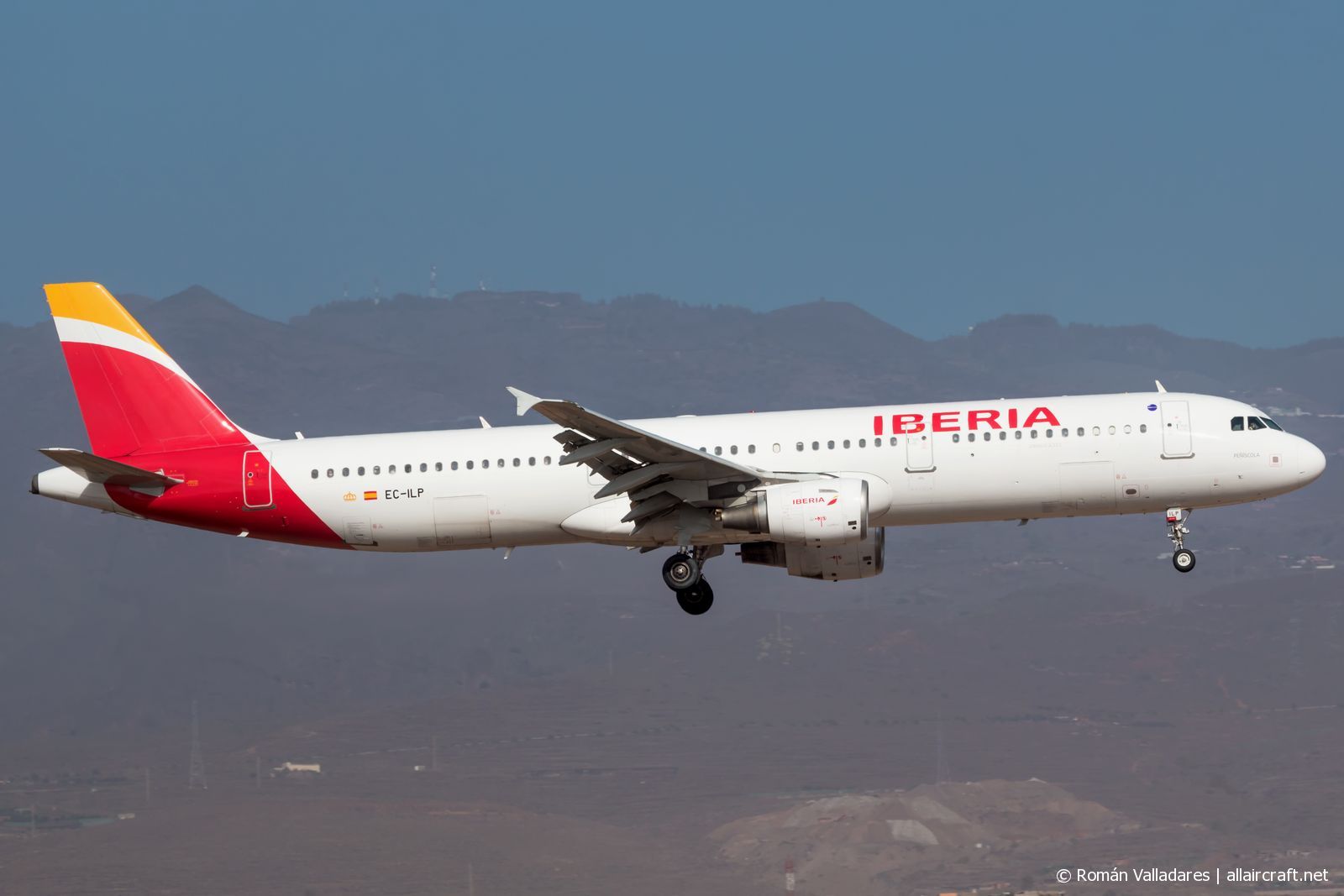 EC-ILP (1716) 2002 Airbus A321-211