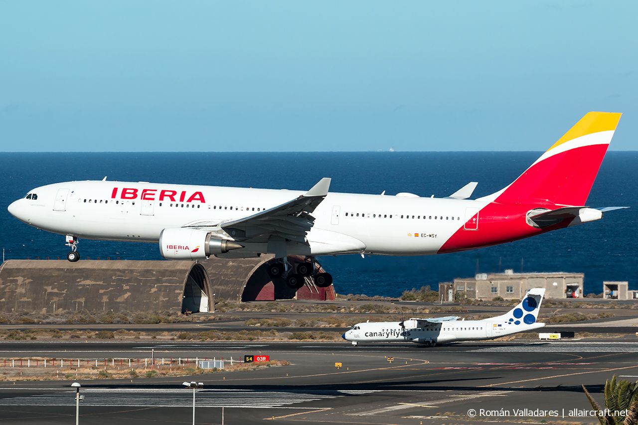 EC-MSY (1835) 2017 Airbus A330-202