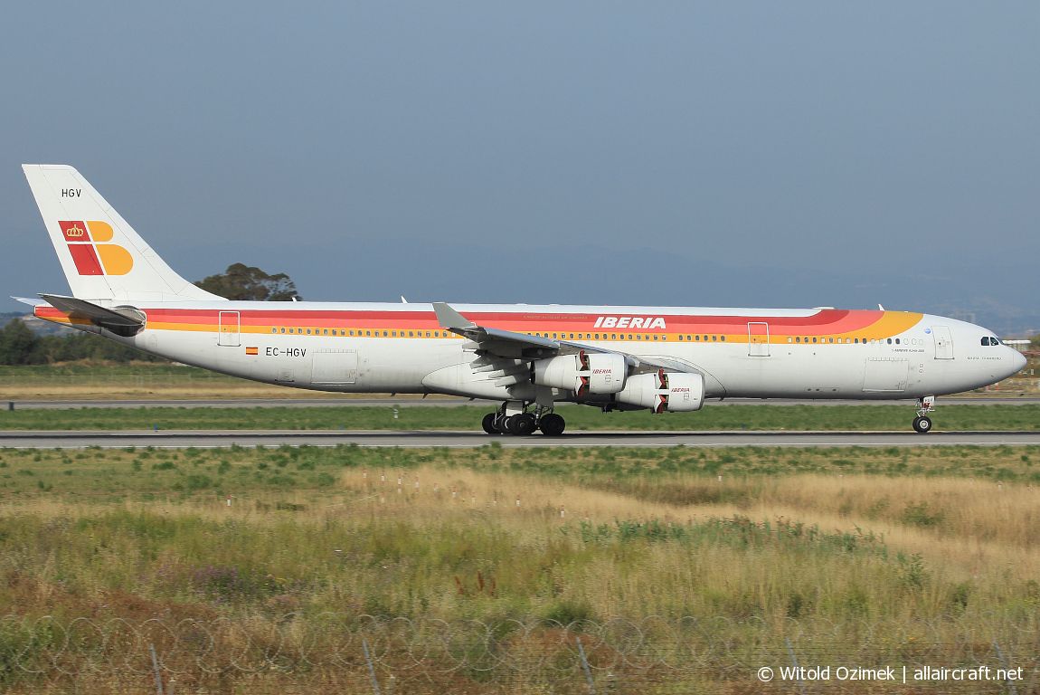 EC-HGV (329) 2000 Airbus A340-313