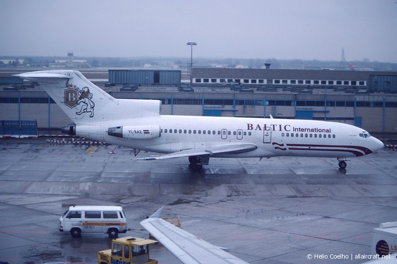 YL-BAE (18900) 1965 Boeing 727-23