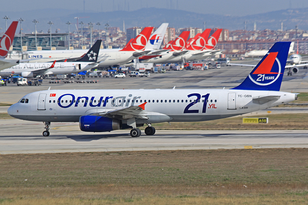 TC-OBN, (cn 2571), Airbus A320-232