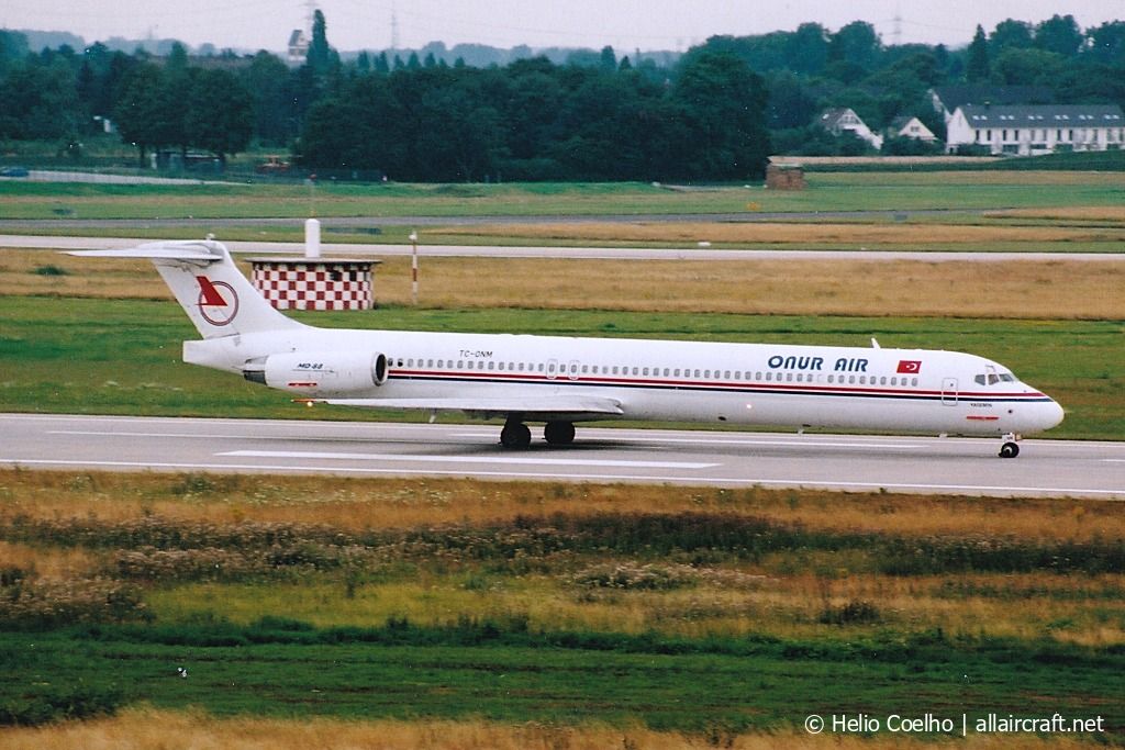 TC-ONM (53546) 1996 McDonnell Douglas MD-88