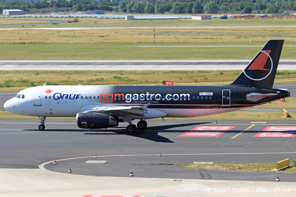 TC-ODC (3570) 2008 Airbus A320-233