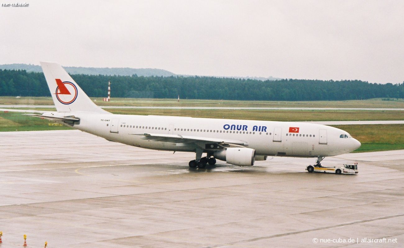 TC-ONT (138) 1981 Airbus A300B4-203