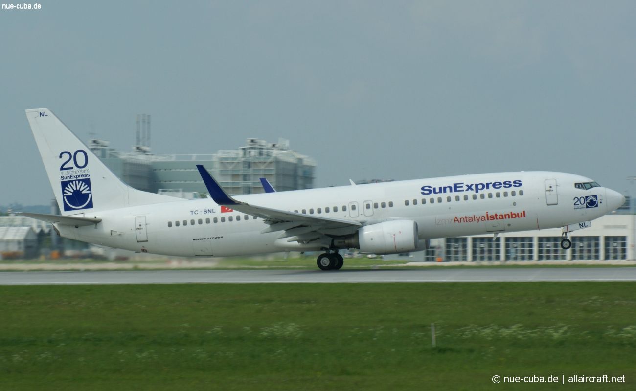 TC-SNL (34251) 2005 Boeing 737-86N(WL)