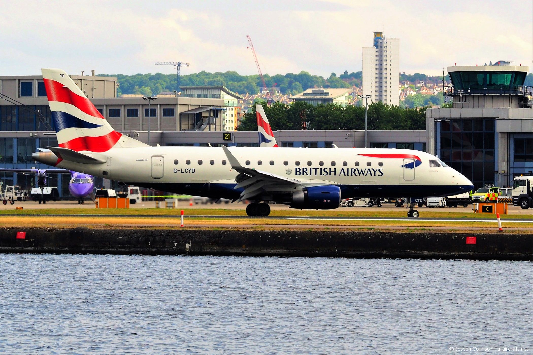 G-LCYD (cn 17000294) Embraer 170-100STD