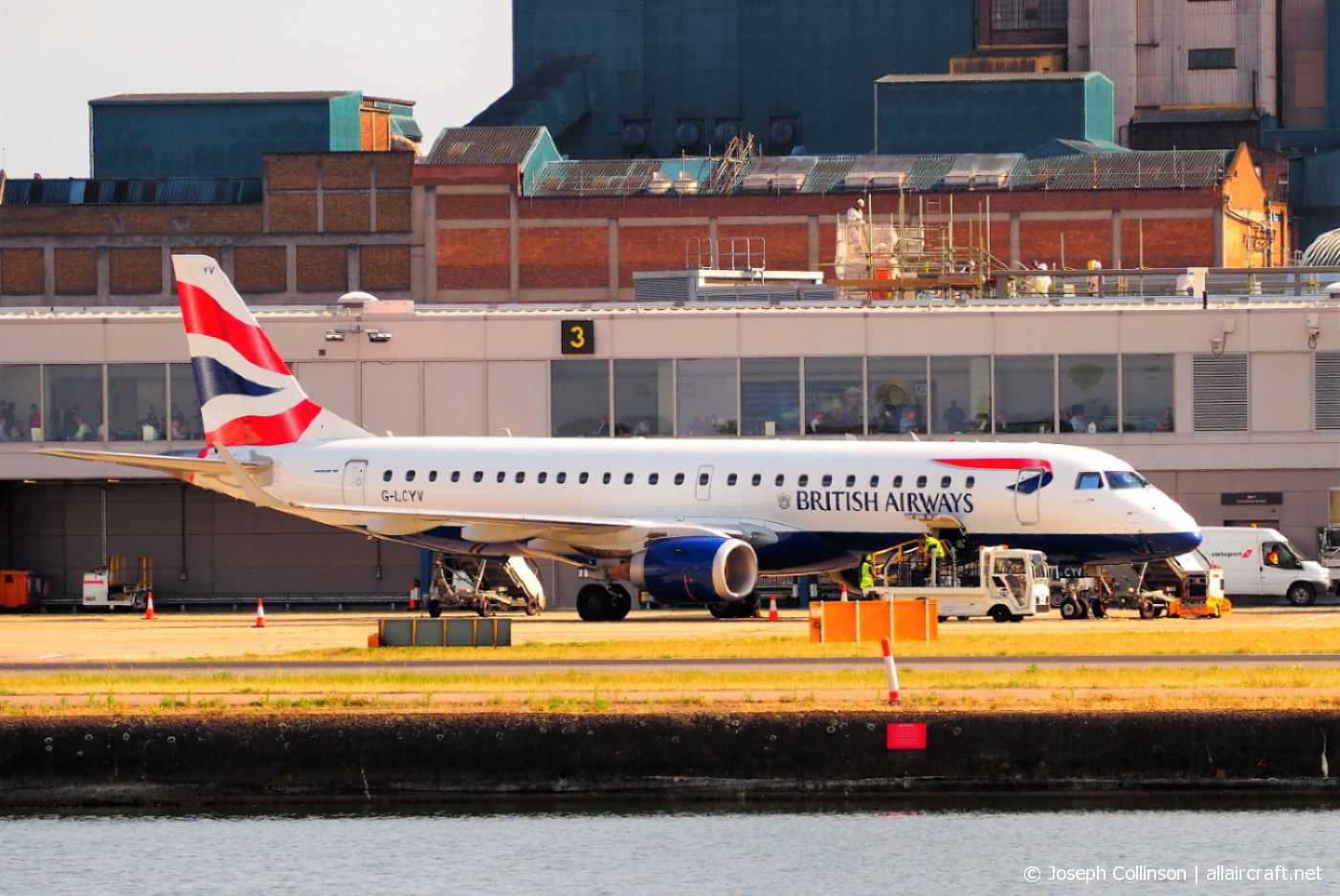 G-LCYV (19000255) Embraer 190-100SR