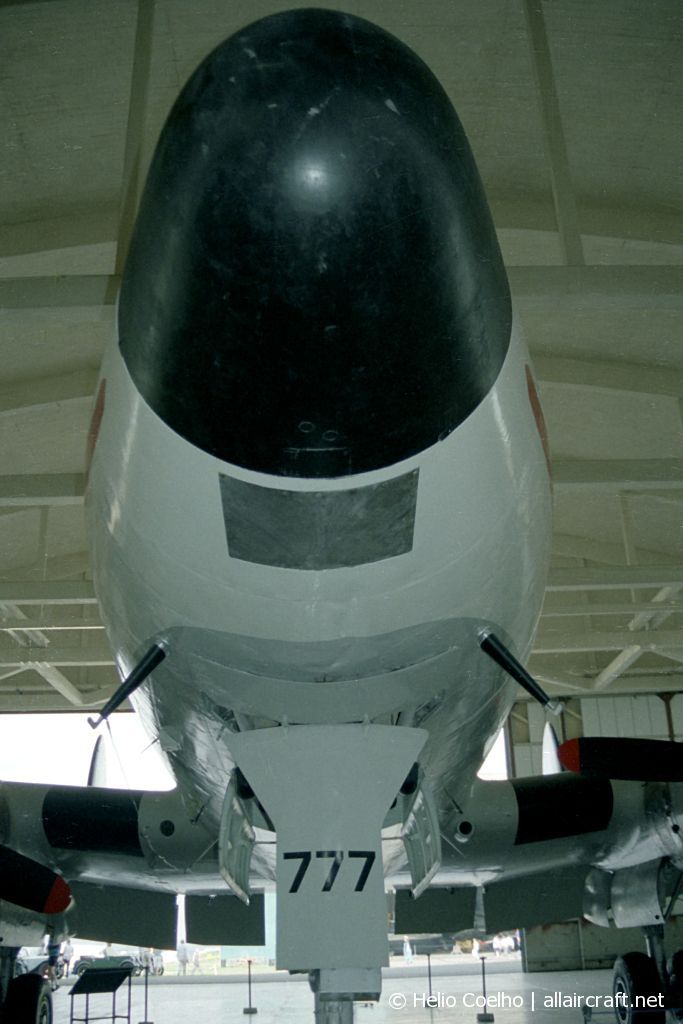 G-CONI (2553) 1947 Lockheed L-749A Constellation