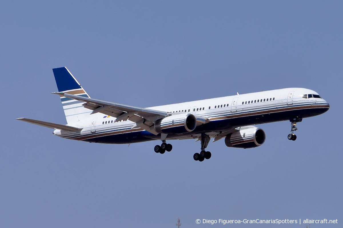 EC-HDS (26252) 1999 Boeing 757-256