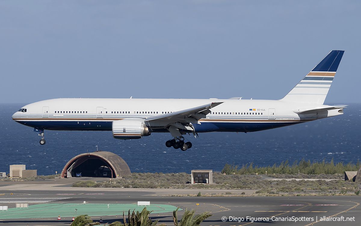 EC-OJL (34377) 2006 Boeing 777-219(ER)
