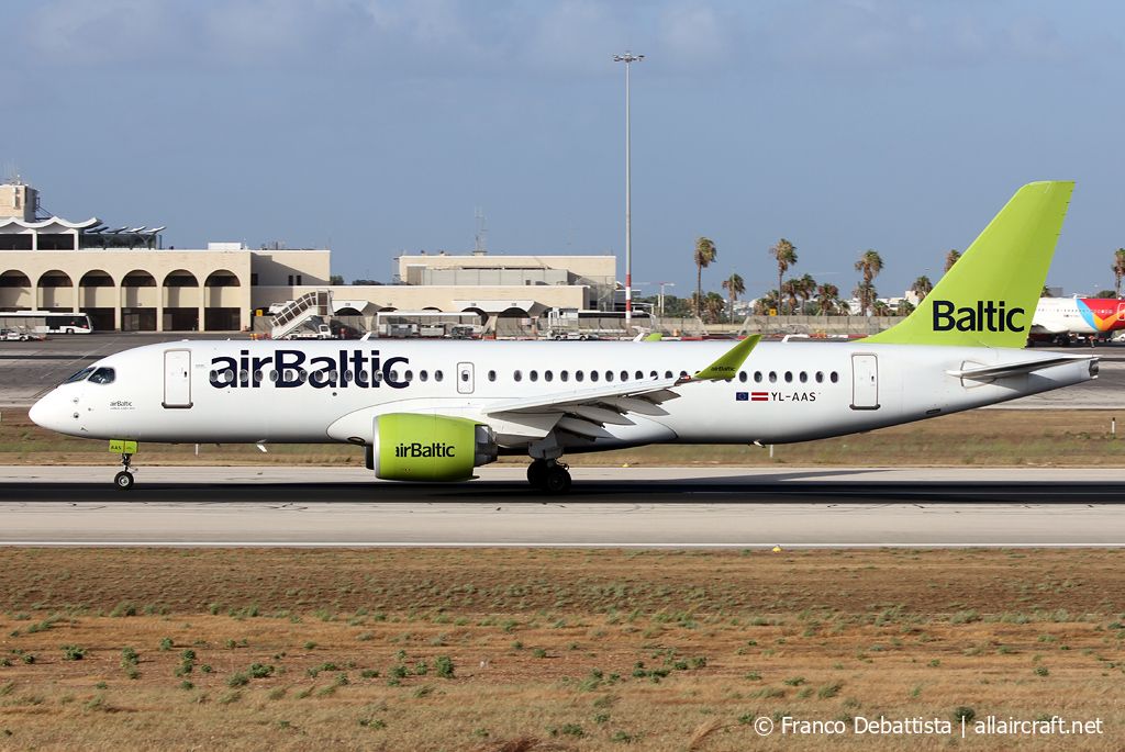 YL-AAS (55054) 2019 Airbus A220-300