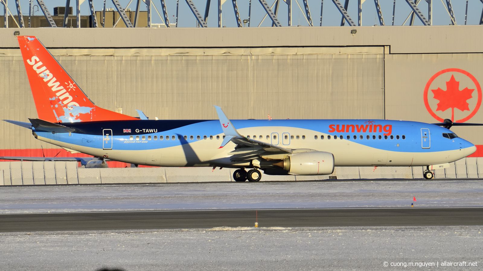 G-TAWU (37263) 2014 Boeing 737-8K5(WL)