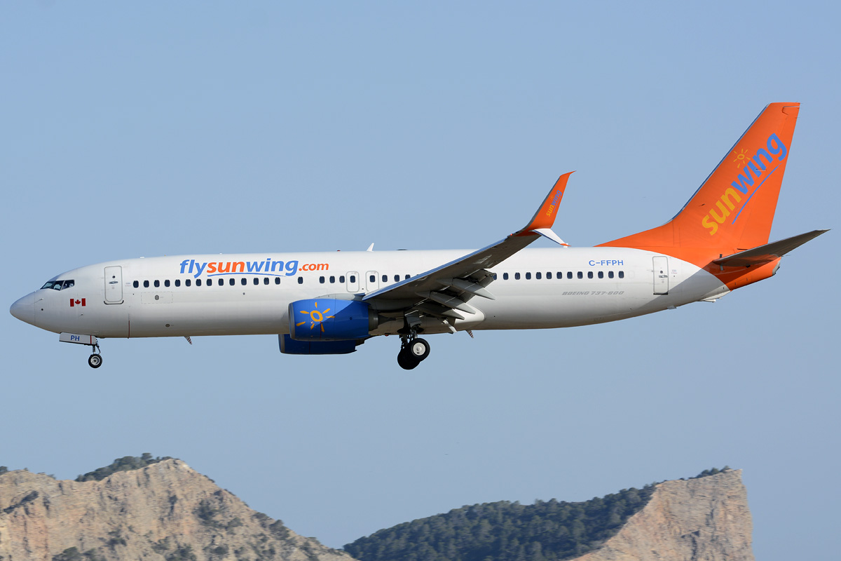 C-FFPH (39440) 2014 Boeing 737-81D(WL)