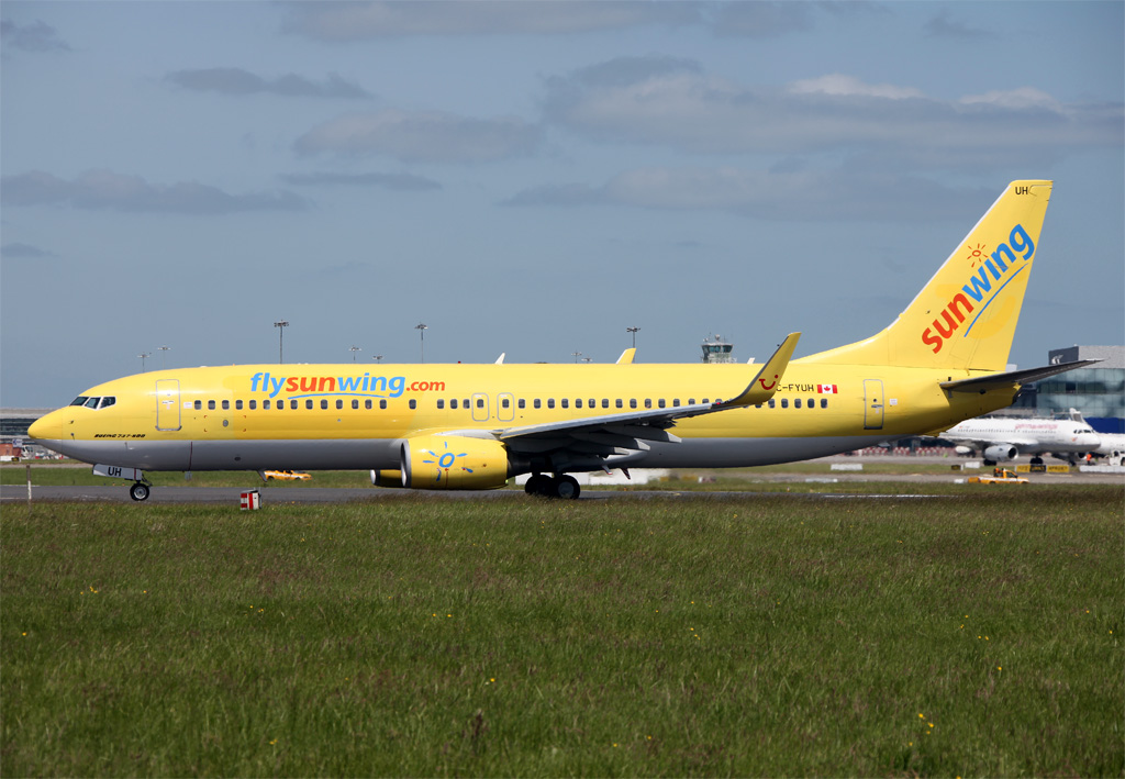 C-FYUH (34689) 2006 Boeing 737-8K5(WL)