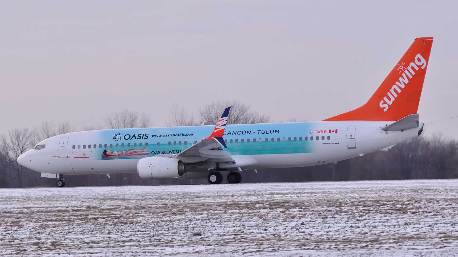 C-GKVV, (cn 38027), Boeing 737-86N