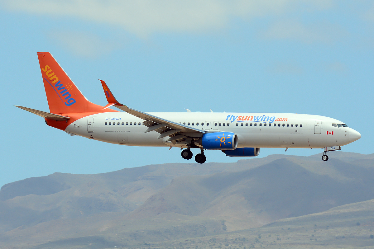 C-GNCH (39438) 2014 Boeing 737-81D WL