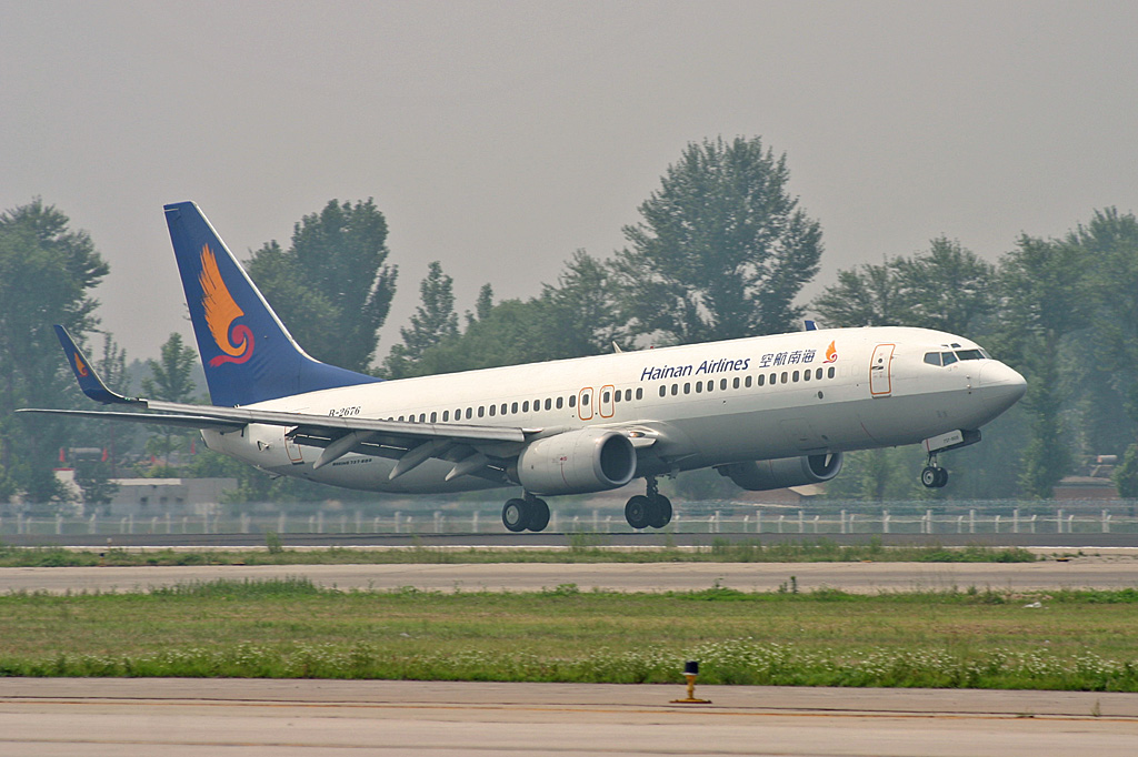 B-2676 (32602) 2002 Boeing 737-84P(WL)